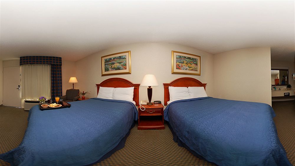 Texas Inn & Suites Denton Exteriér fotografie